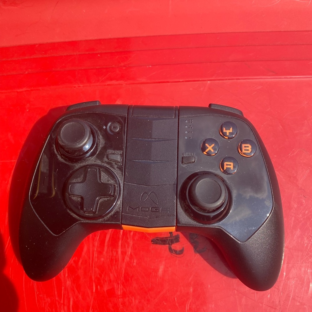 MOGA Controller Model 123252 for Android Smartphones